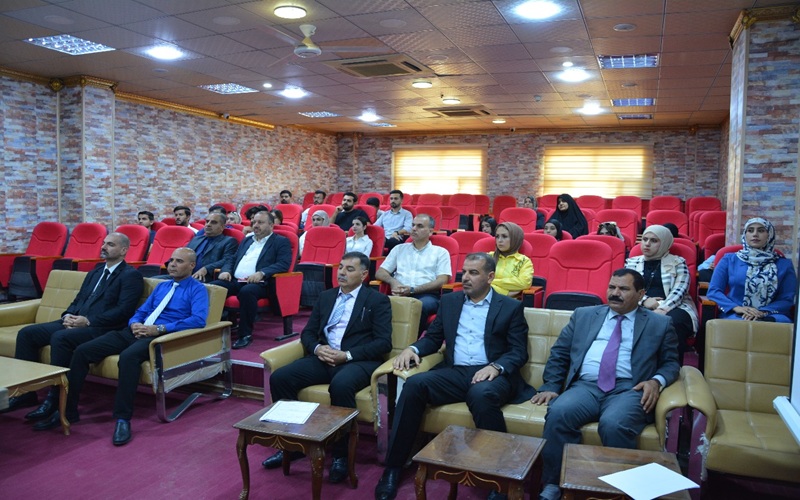 Kirkuk University organizes a scientific seminar on artificial intelligence and the environment