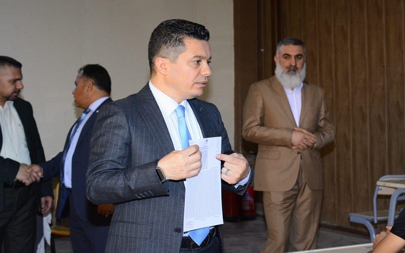 كلية القانون والعلوم ...