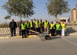 كلية القانون والعلوم السياسية تنفّذ حملة تنظيف شاملة لتعزيز بيئة جامعية صحية