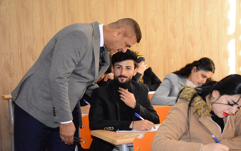 انطلاق امتحانات نصف السنة لكلية القانون والعلوم السياسية للعام الدراسي 2023 - 2024