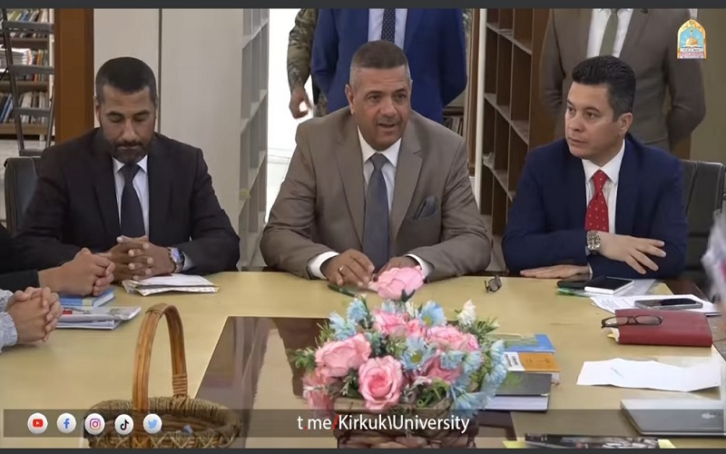 كلية القانون والعلوم السياسية تستمر في اقامة ورش العمل عن كيفية اجراء البحوث والاطلاع على الكتب والمصادر العلمية