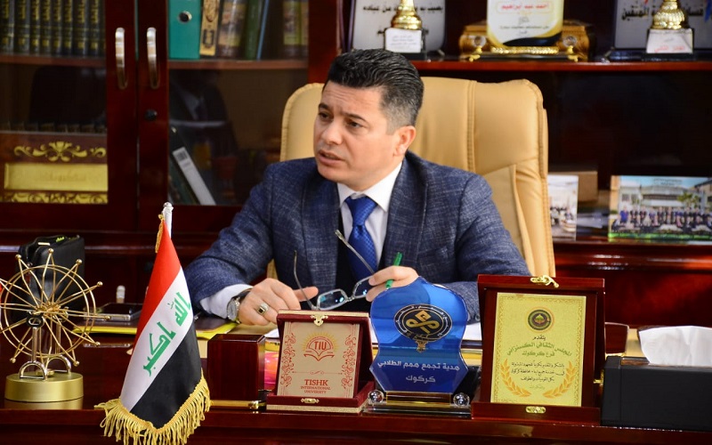  جانب من لقاء عميد كلية القانون والعلوم السياسية بالطلبة والمراجعين الأكارم