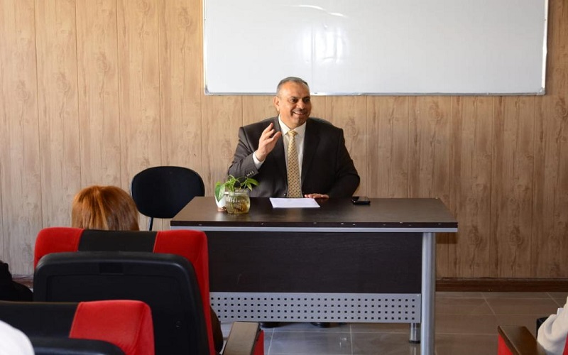 كلية القانون والعلوم السياسية تقيم ورشة علمية عن الإجراءات القانونية المتعلقة بتوثيق استشهادات البحوث القانونية