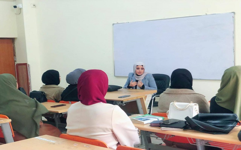 كلية القانون والعلوم السياسية تنظم حملة توعوية عن الابتزاز الإلكتروني