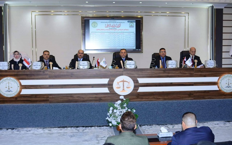 أطروحة دكتوراه في كلية القانون والعلوم السياسية تناقش سلطة أفراد الشرطة في تحقيق العدالة الإجرائية بين الإطلاق والتقييد