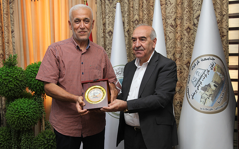 تكريم الأستاذ ...