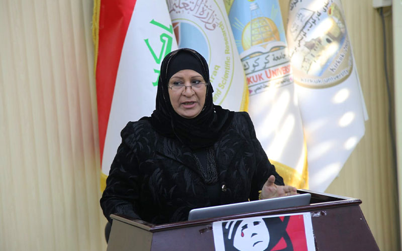 كلية الطب تقيم ...