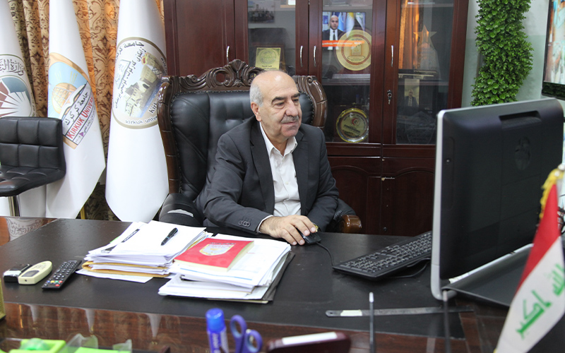 عميد كلية الطب ...