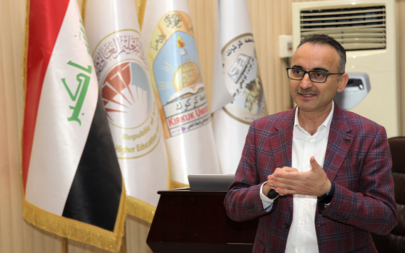 كلية الطب تقيم ...