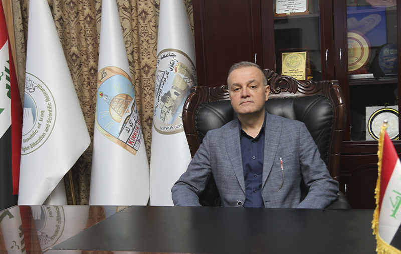 عميد كلية الطب ...