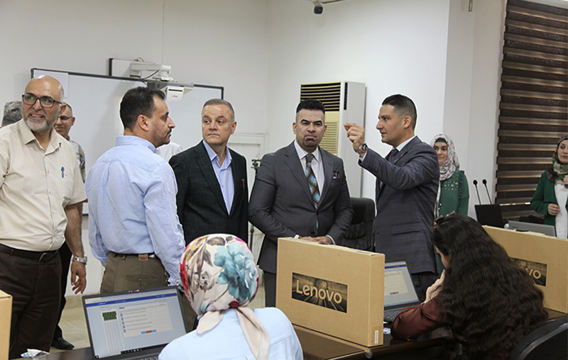 رئيس جامعة كركوك يتفقد سير الامتحانات التقويمية 