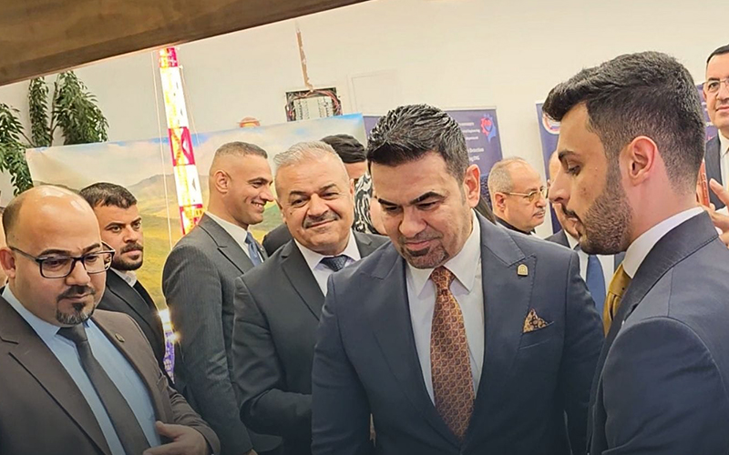 كلية الطب تشارك ...