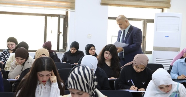 كلية التمريض تواصل أداء الامتحانات الفصلية للفصل الدراسي الثاني2025-2026