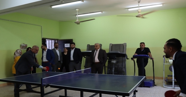 كلية التمريض تنظم بطولة لعبتي (المنضدة والشطرنج) للمنتسبين