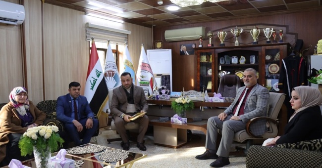 عميد كلية التمريض يستقبل اللجنة المركزية لتقييم أداء وحدة حقوق الإنسان