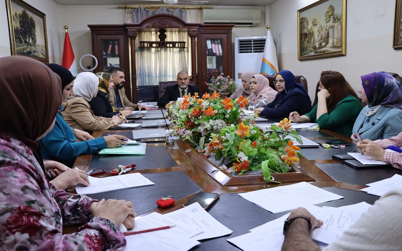 السيد عميد كلية التمريض يترأس أجتماعا للجنة الأعتماد المؤسسي في كلية التمريض.