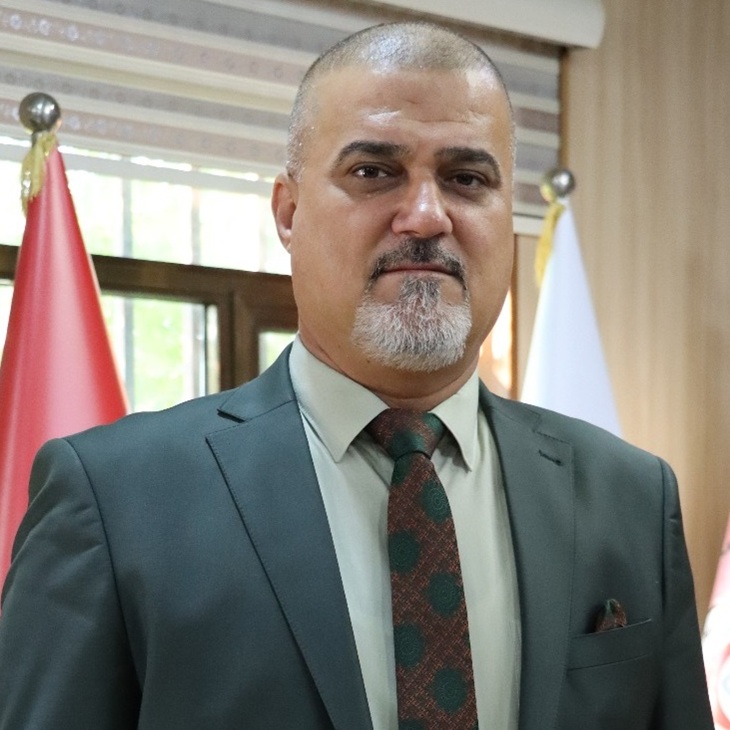 عميد الكلية