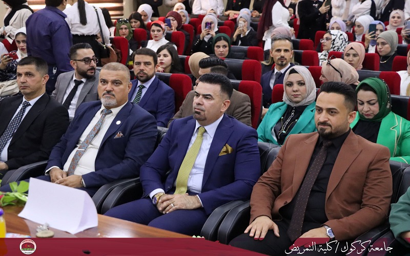 عقدت كلية التمريض جامعة كركوك مؤتمرها العلمي الطلابي الأول لمناقشة بحوث التخرج لطلبة