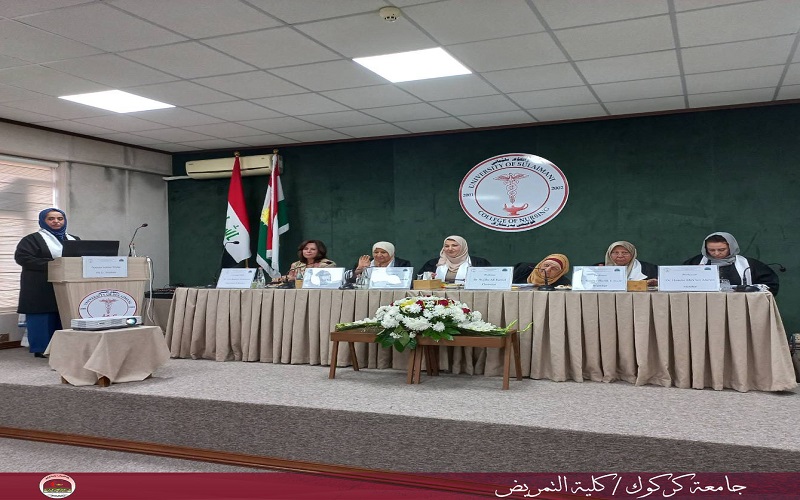 تدريسية من كلية التمريض جامعة كركوك تشارك كعضو في لجنة مناقشة اطروحة دكتوراه في جامعة السليمانية