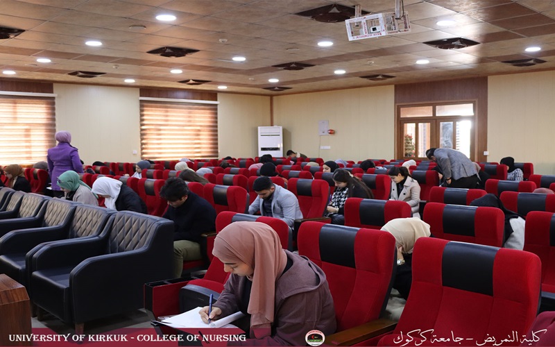 بدء الأمتحانات النهائية للفصل الدراسي الاول لطلاب المرحلة الاولى في كلية التمريض وللدراستين الصباحية والمسائية