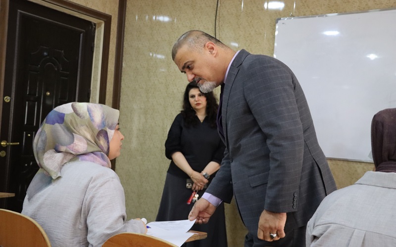 انطلاق الامتحانات النهائية للفصل الدراسي الثاني لطلبة الدراسات العليا كلية التمريض