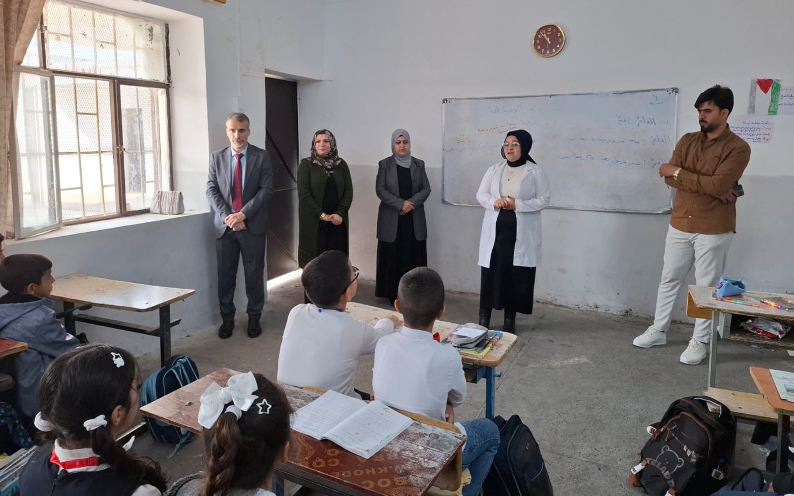 نشاط تطوعي طلابي الى مدرسة  الفاو الابتدائية