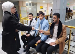 تدريسيات وطلبة قسم علوم الحياة ينظمن حملة توعوية عن الإنفلونزا الموسمية