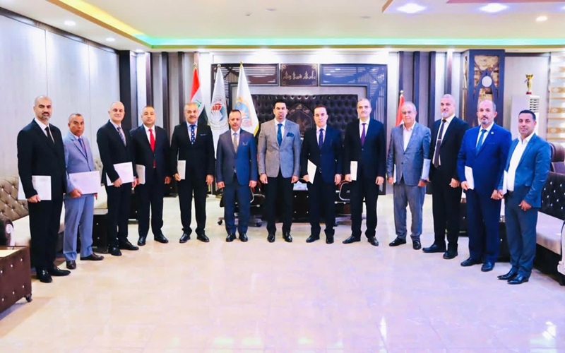  أمر التخويل بإدارة الكلية بالصلاحيات الكاملة