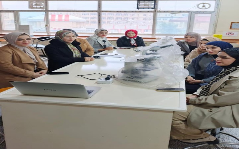 ورشة علمية حول إرشادات السلامة المختبرية بمشاركة عدد من التدريسيين والطلبة 1