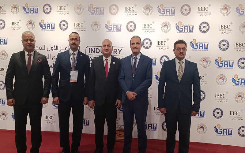 مشاركة الاستاذ الدكتور مصطفى راجي عايد عميد كلية التربية للعلوم الصرفة ممثلا عن جامعة كركوك بالاضافة الى الاستاذ الدكتور عمر صباح مدير قسم الشؤون العلمية في رئاسة الجامعة في (المؤتمر الاول للمجلس الاستشاري الصناعي في الجامعات العراقية 2023)