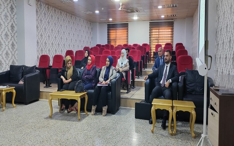 كلية التربية للعلوم الصرفة - جامعة كركوك تقيم ورشة عمل بعنوان (المحتوى الكيميائي لبذور الزعتر Thymus vulgaris  وفعاليته المضادة الطفيلي الزحار الاميبي المسببة لداء)الدزنتري( بحضور عدد من الاساتذة والمختصين