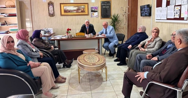Head of the Chemistry Department Holds an Extended Meeting with the Scientific and Graduate Studies Committees