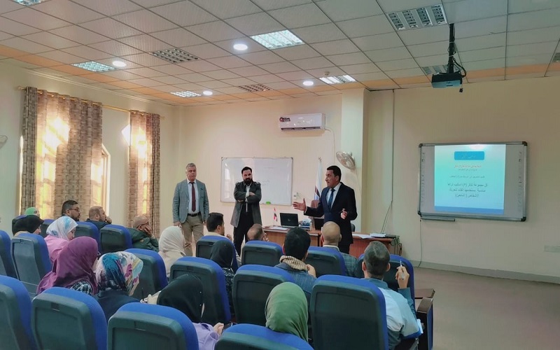تدريسي في كلية العلوم / جامعة كركوك يشارك في دورة طرائق التدريس الاولى نحو التعليم المدمج