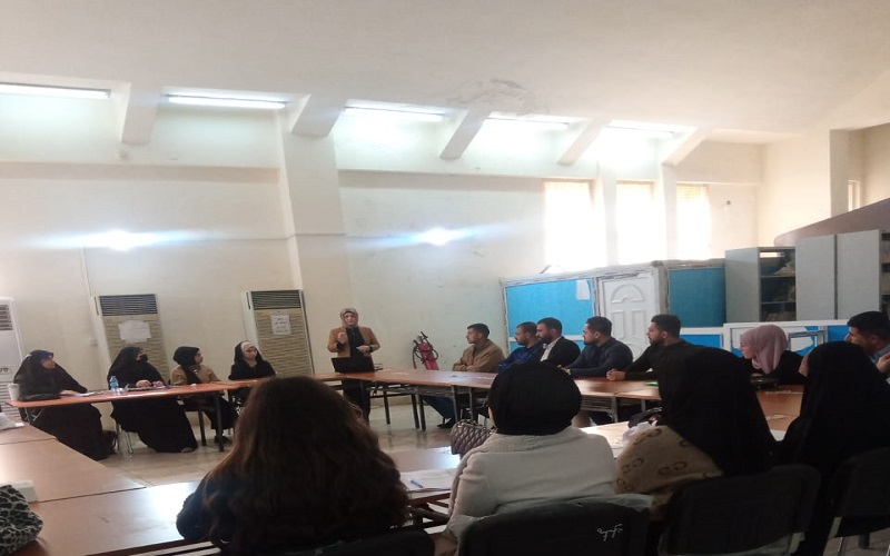 كلية العلوم / جامعة كركوك تنظم محاضرة توعوية حول التهاب الكبد الفيروسي