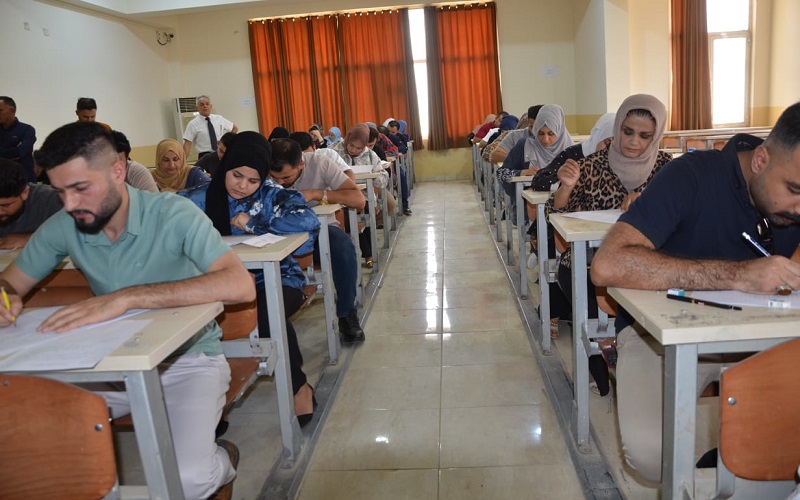 Part of the Dean's inspection regarding the final exams of the second session examinations for undergraduate and graduate students