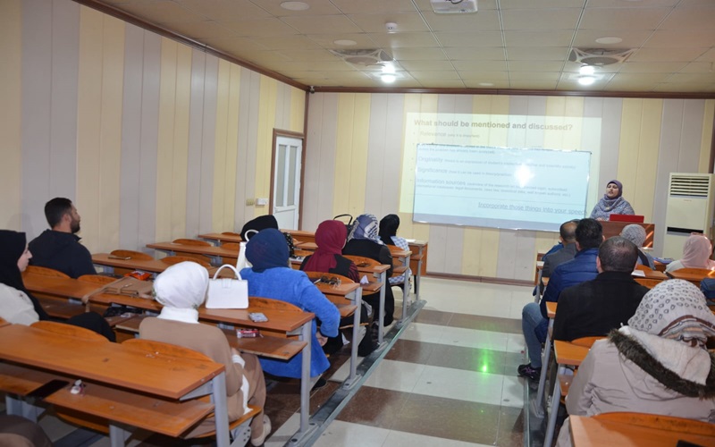 كلية العلوم تنظم ورشة عمل عن كيفية عمل عرض تقديمي مميز