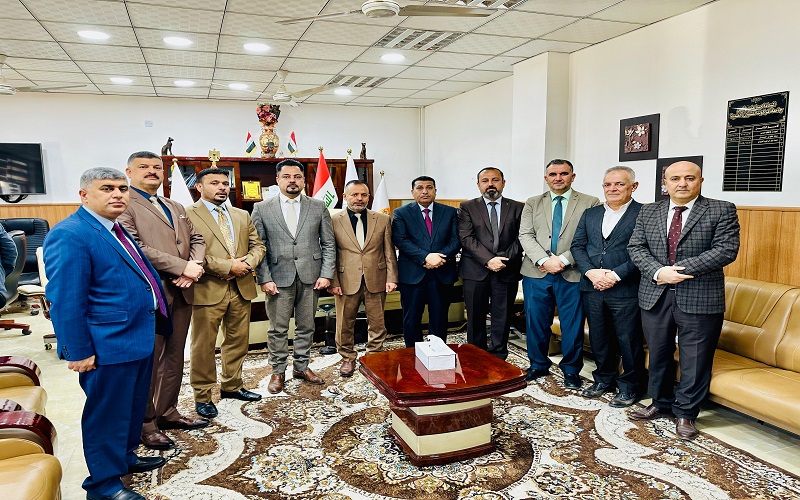 تهنئة عمادة كلية العلوم للسيد المساعد العلمي لجامعة كركوك بمناسبة تسنمه المنصب الجديد