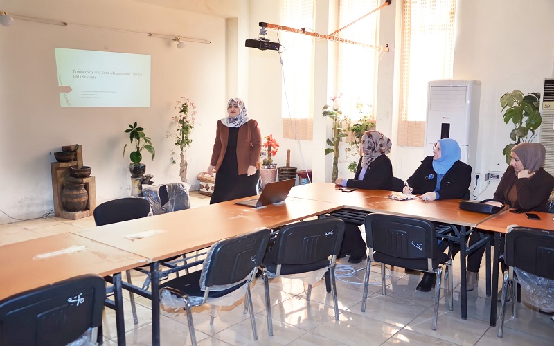 كلية العلوم / جامعة كركوك تنظم ورشة عمل عن مهارة ادارة الوقت لدى طلبة الدراسات العليا