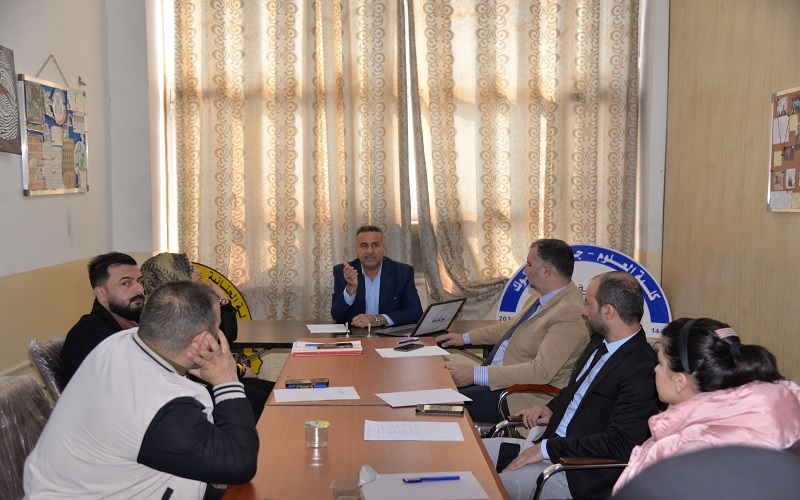 كلية العلوم / جامعة كركوك تنظم حلقة نقاشية بعنوان يوم التشريع العراقي ركيزة لبناء دولة القانون