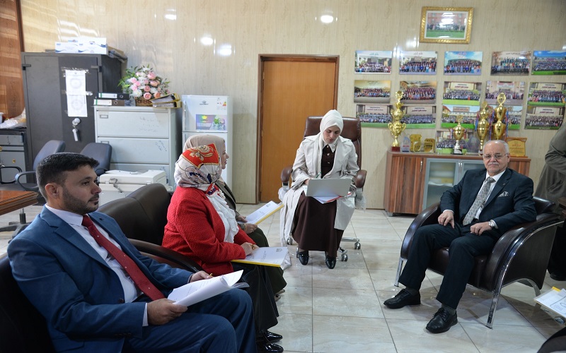 طلبة الدكتوراه في كلية العلوم يؤدون الامتحان الشفهي الشامل