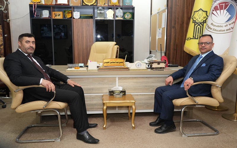 مساعد رئيس جامعة كركوك للشؤون العلمية وعميد كلية العلوم وكالةً يُجري زيارة لجامعة تكريت.