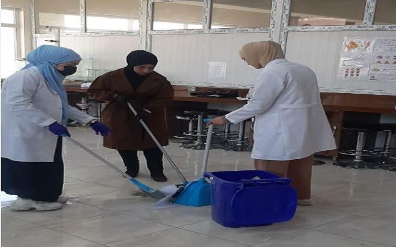 حملة تنظيف وصيانة مختبرات كلية العلوم قسم علوم الحياة