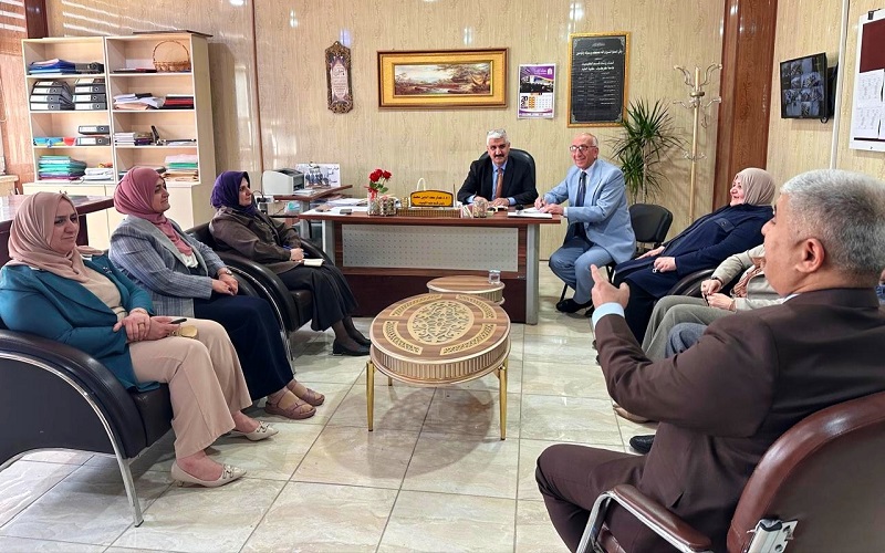 Head of the Chemistry Department Holds an Extended Meeting with the Scientific and Graduate Studies Committees