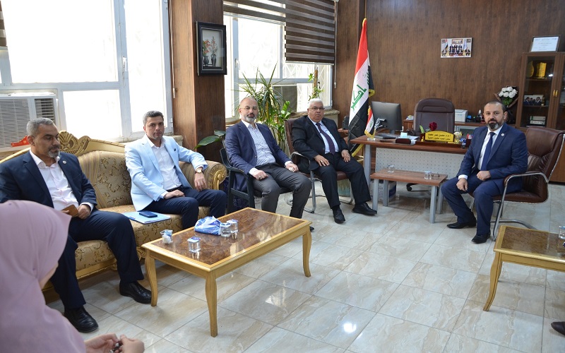 زيارة لجنة وزارية لكلية العلوم / جامعة كركوك لاستئناف دراسة الماجستير في قسم الرياضيات