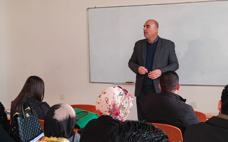 كلية التربية البدنية وعلوم الرياضة تنظم ورشة علمية توعوية عن الاسعاف الاولي المهني للتسمم والاختناق 