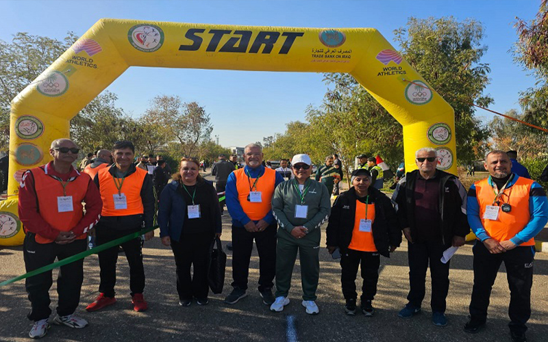 تدريسيو وطلبة كلية التربية البدنية وعلوم الرياضة يشاركون في ماراثون ركضة الضاحية 