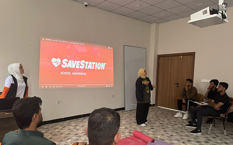 كلية التربية البدنية وعلوم الرياضة تنظم ورشة عمل عن التطبيق العملي للاسعافات الاولية