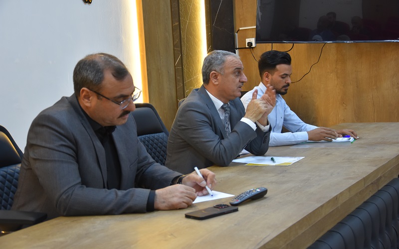 اجتماع لمناقشة ملفات الاعتماد المؤسسي والبرامجي