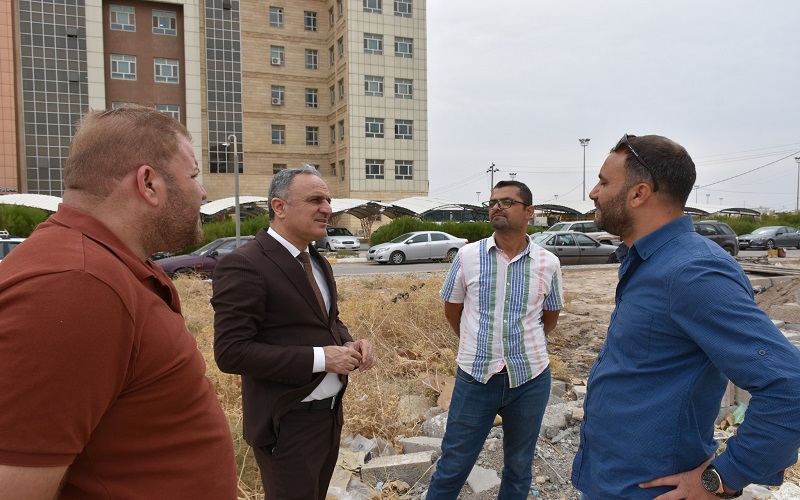 عميد كلية التربية البدنية وعلوم الرياضة يتفقد سير العمل في مبنى الكلية الجديد 
