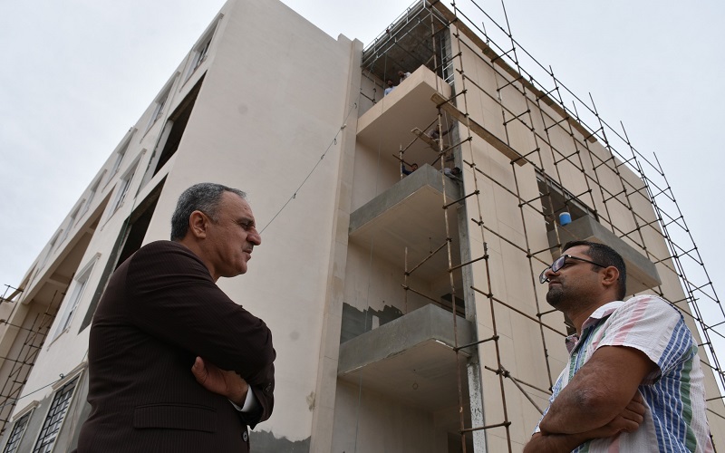 عميد كلية التربية البدنية وعلوم الرياضة يتفقد سير العمل في مبنى الكلية الجديد 